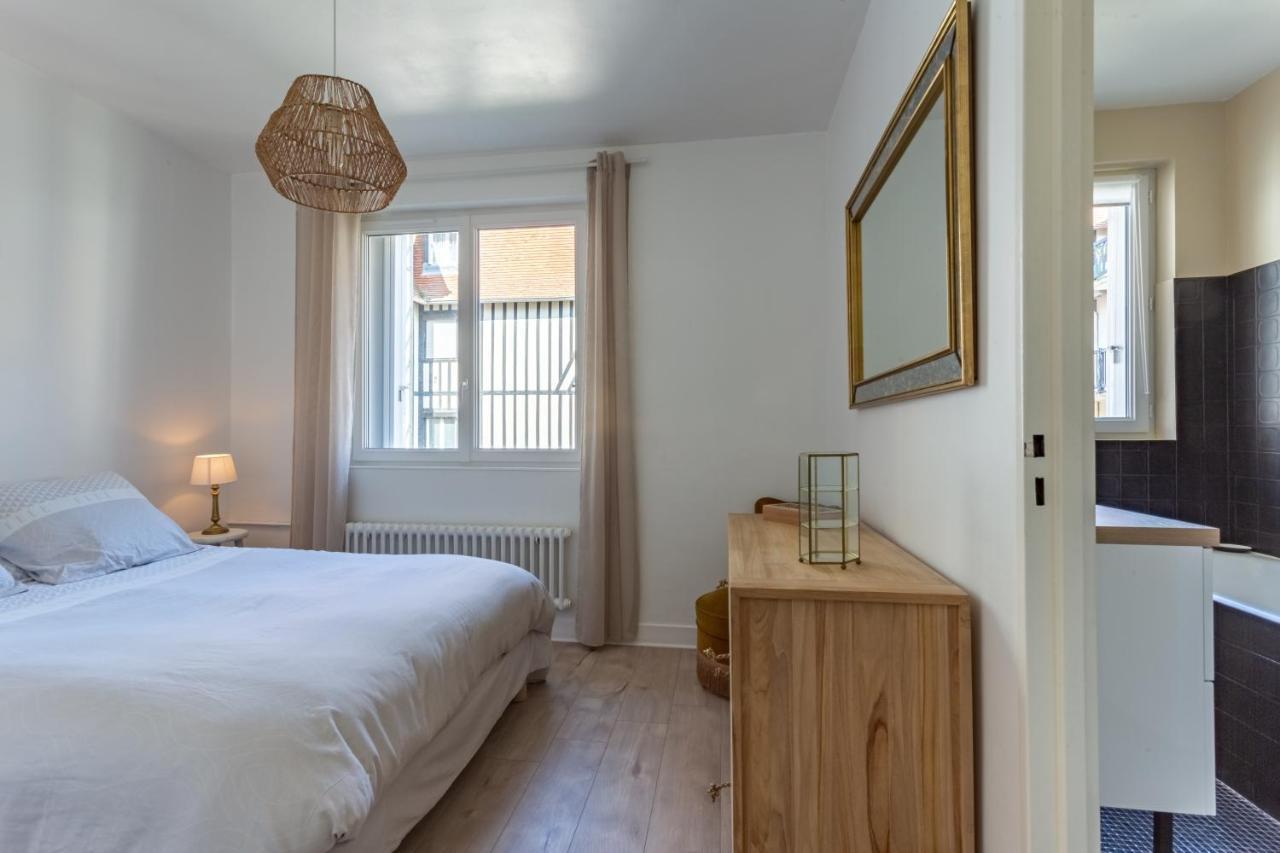 Le Carrousel - Appartement Avec Studio Attenant 도빌 외부 사진
